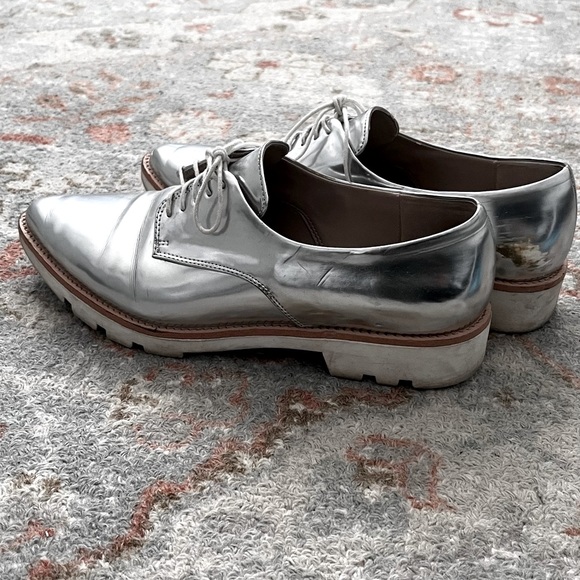 Sliver dress shoes - Picture 2 of 4